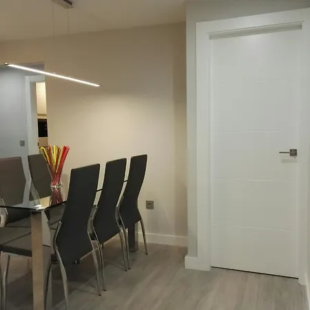 Apartamento Javier Фуэнхирола